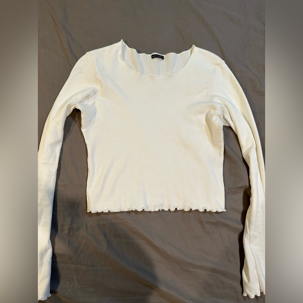 Brandy Melville White Cropped Long Sleeve